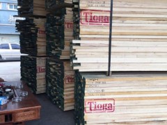 廠(chǎng)家現(xiàn)貨大量供應(yīng)批發(fā)烘干木材， 家具材， 建筑工程用料