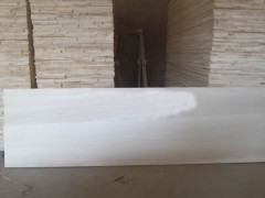 一手貨源 專業生產楊木實木拼板 等寬條 楊木制品等