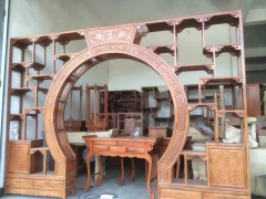 明清家具_(dá)仿古門窗_屏風(fēng)_賓館_茶樓_酒店_精雕細(xì)刻