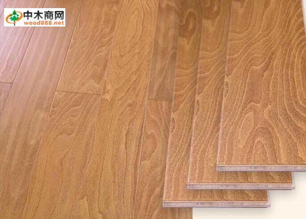 實木復合地板的生產(chǎn)工藝特點及選購保養(yǎng)常識