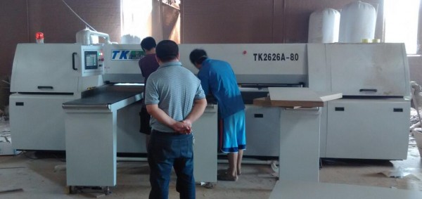 電子開料鋸的作業手法