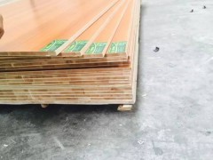 千禧鴻福木業(yè)桃花芯貼面板供應(yīng)廠家直銷