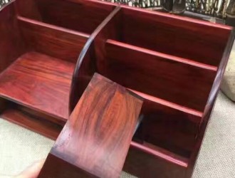 福建血檀館古典家具專業供應精品老撾酸枝桌面收納盒化妝品收納盒