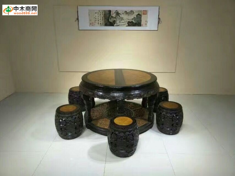 金絲楠木圓鼓桌