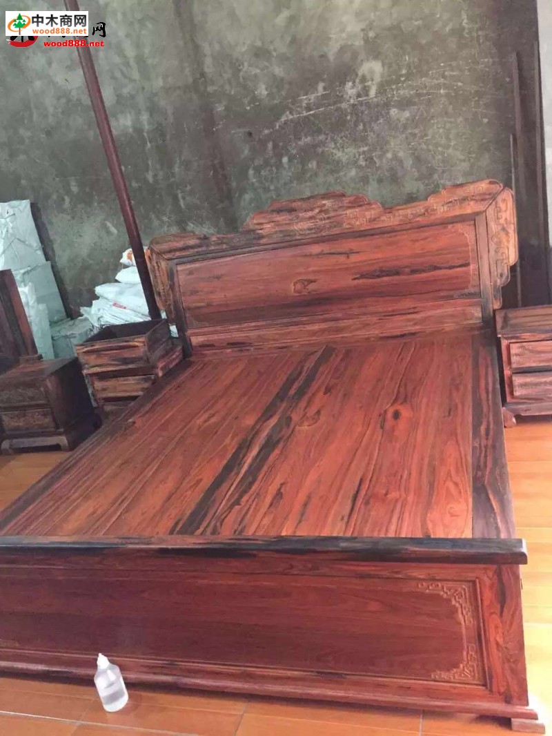 精品緬甸花梨床三件套大量批發質優價廉實物圖
