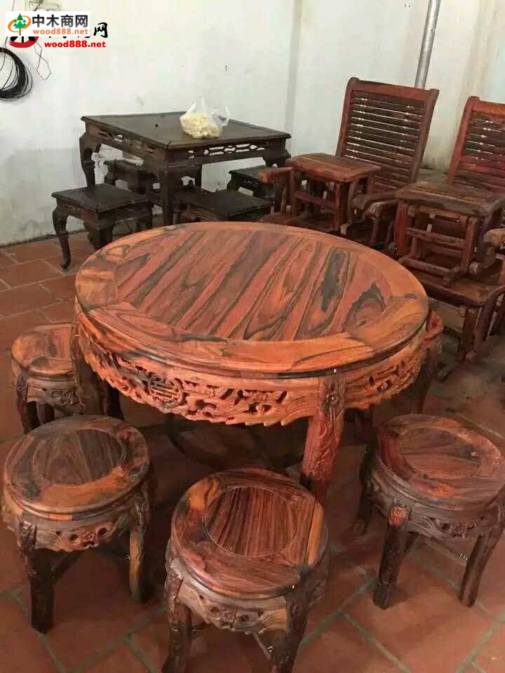 精品大紅酸枝橢圓餐桌各種花色款式園餐桌廠家批發(fā)采購