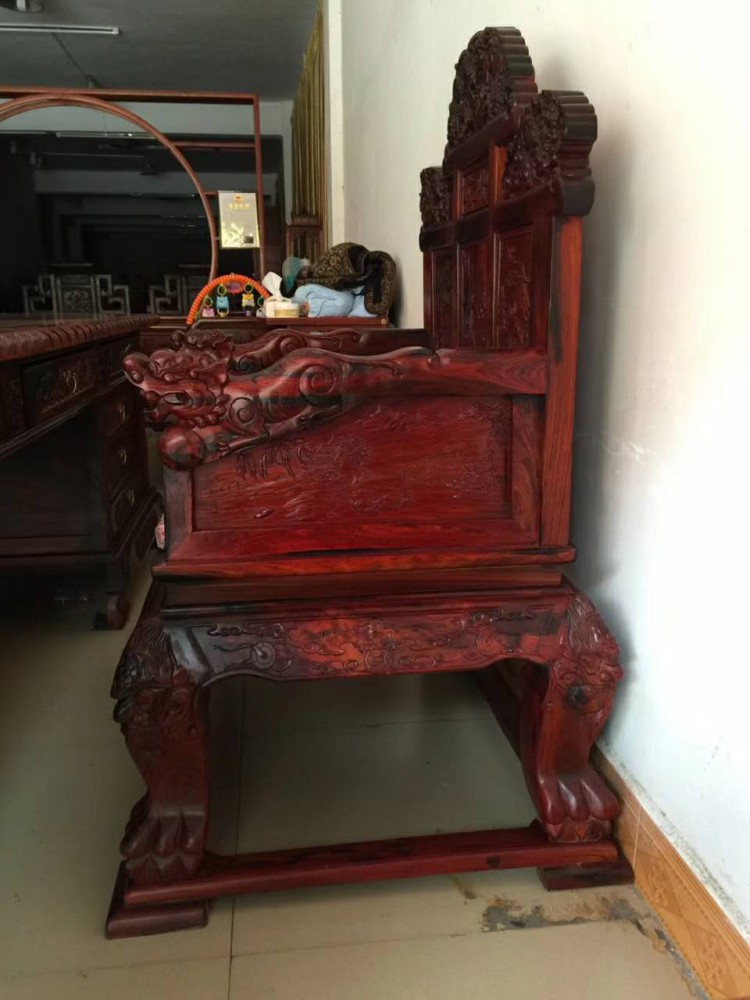 “緬花精品家具”預售中