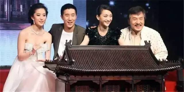 哦對了，蔡瀾大家可能都不是很清楚是誰