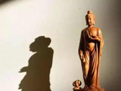 一人一刀，書(shū)寫(xiě)紫檀雕刻之美！