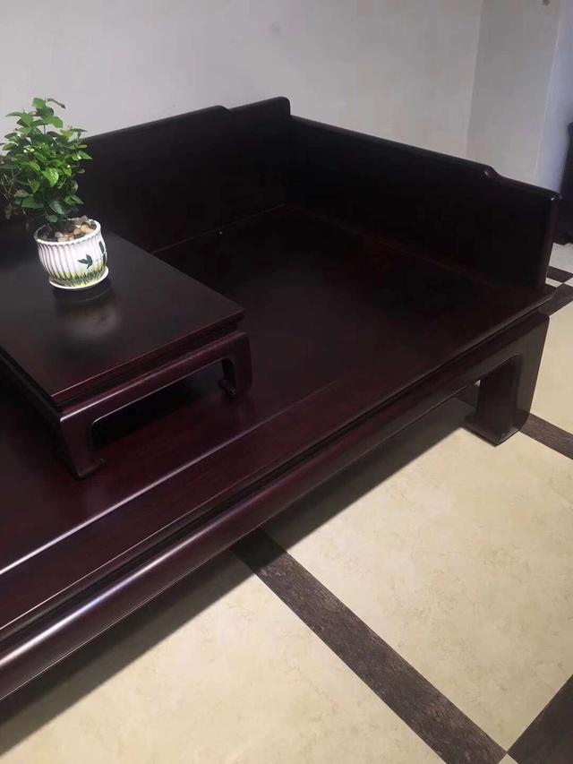 什么是羅漢床？它長得怎么樣？還有哪些功能