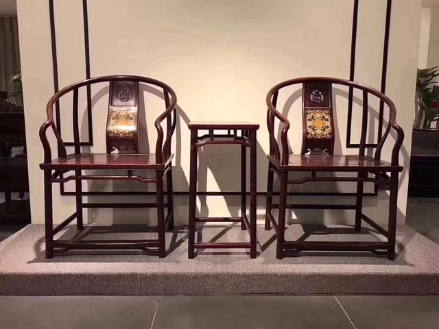 贊比亞血檀景泰藍拐手圈椅三件套
