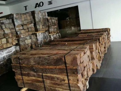 黑酸枝,紅酸枝中哪個為王?哪個為貴?