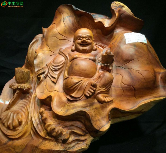木雕工藝品屬于傳統收藏，或稱古玩(現代收藏稱現玩)、古董