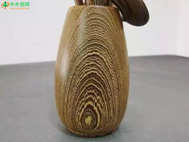 市面上的假雞翅木