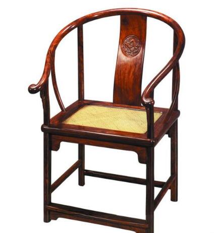 明式家具，有廣義和狹義之分