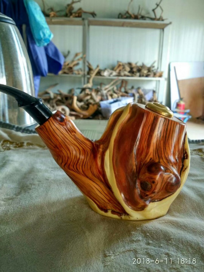 崖柏工藝煙斗把件_把件耿工作室_中木商網(wǎng)
