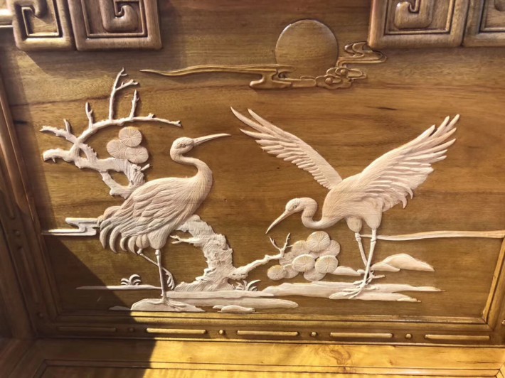 金絲楠木檀雕沙發(fā)八件套,1/3座茶幾,花架,方凳