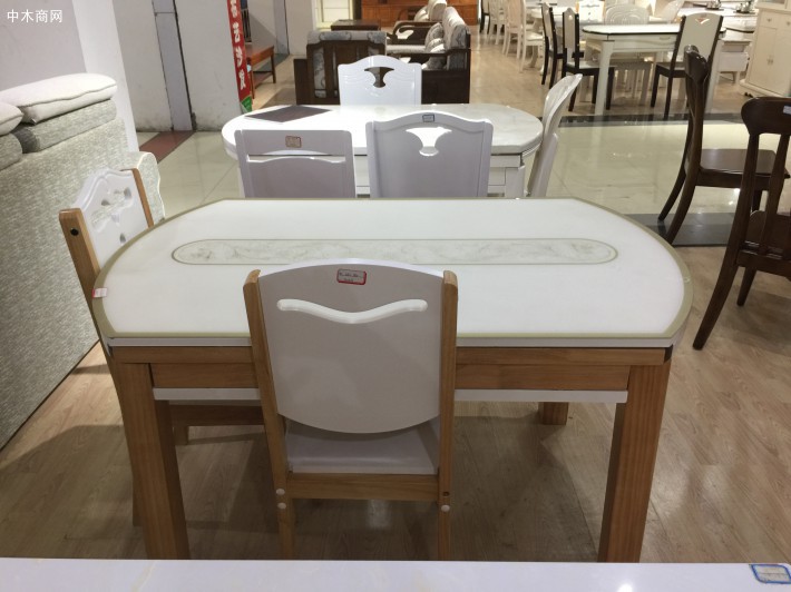 泰興根思鄉(xiāng)開展木制品加工企業(yè)安全生產(chǎn)專項(xiàng)檢查