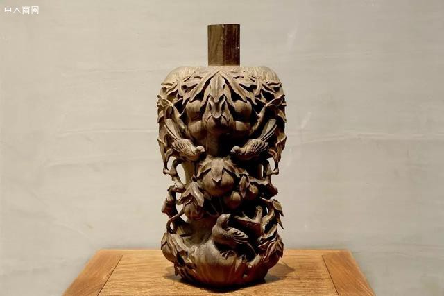圓雕的各個(gè)角度和方位的統(tǒng)一、和諧與融合