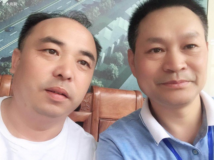 上海山姆木業(yè)有限公司，是一家專業(yè)經(jīng)營進口北美黑胡桃木板材的優(yōu)質(zhì)品牌企業(yè)