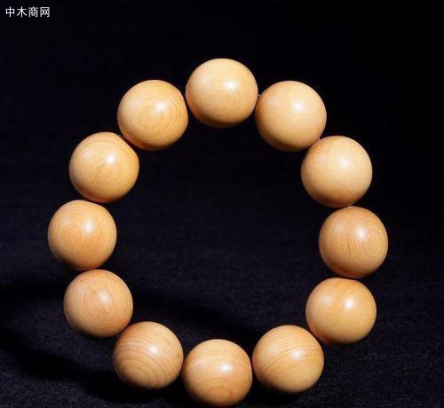 古話說“千年難長黃楊木”足見其珍貴性