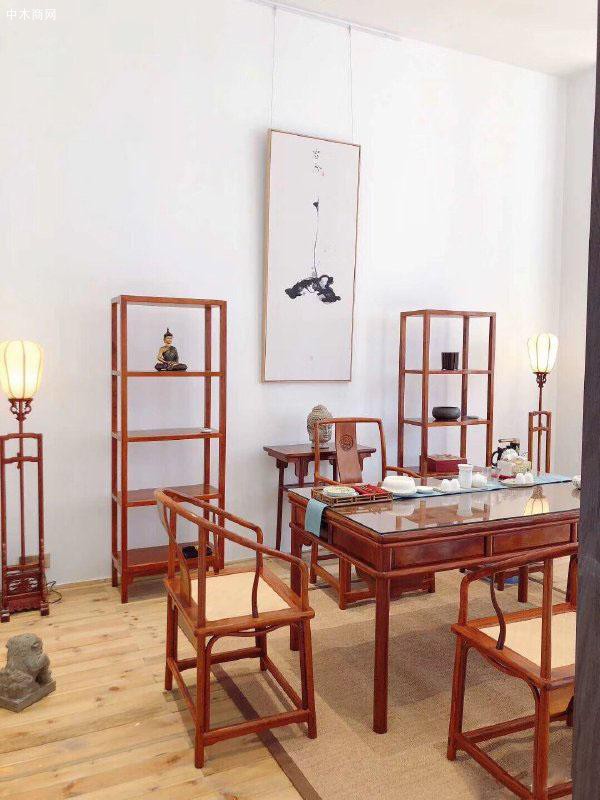 闊葉黃檀（印尼黑酸枝）