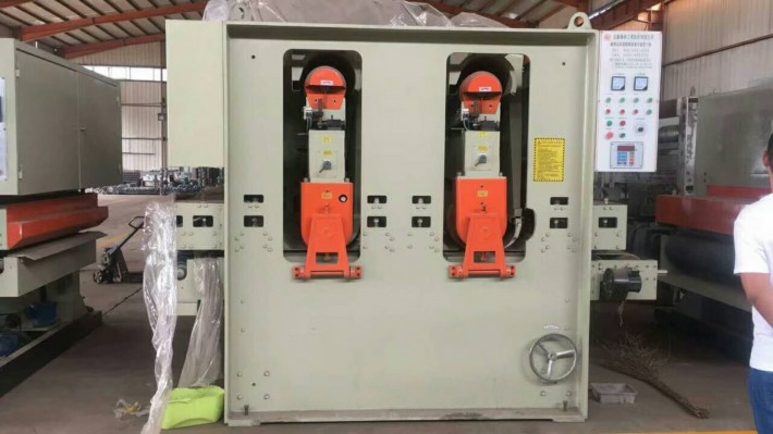 1300重型快進料大雙斜砂光機