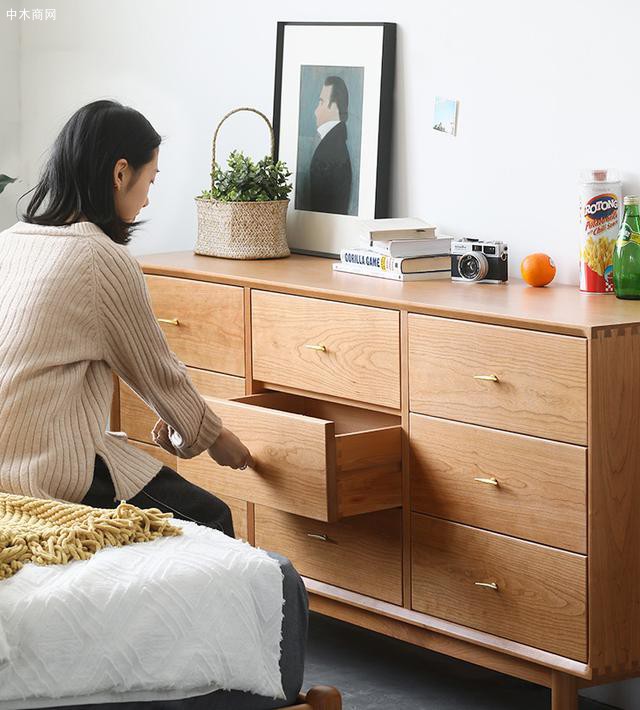 家具是否環保，問清楚刷什么漆