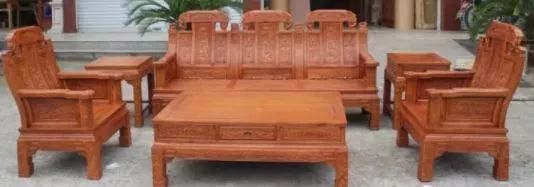 麒麟沙發是最具代表的清式家具