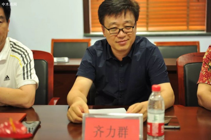 大家暢所欲言、集思廣益，共同研討誠信經(jīng)營管理