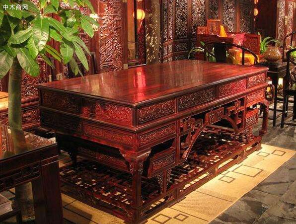 紫檀木別名紫檀木家具“青龍木”