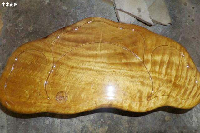 金絲楠見水后顏色會變得很難看