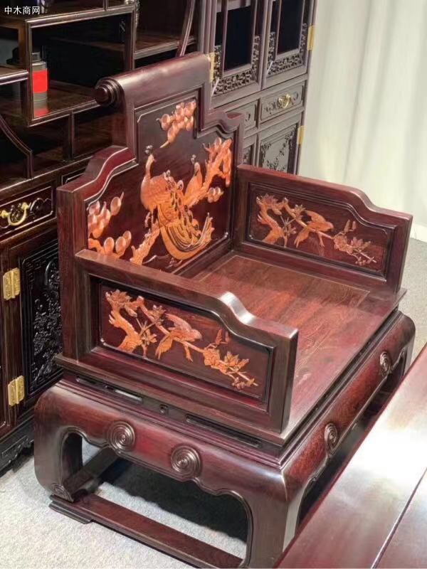 寶座