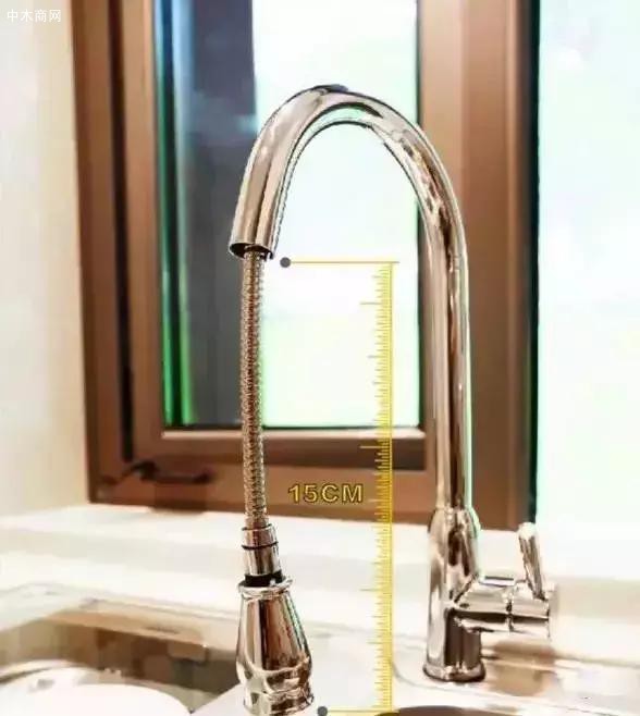 抽拉式水龍頭