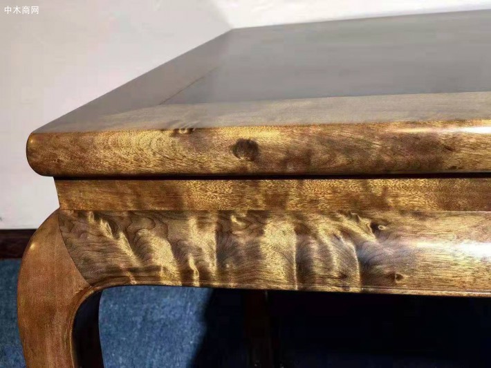 金絲楠陰沉木茶幾價格