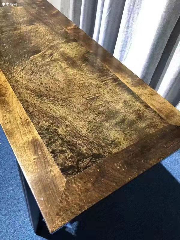 金絲楠陰沉木條案