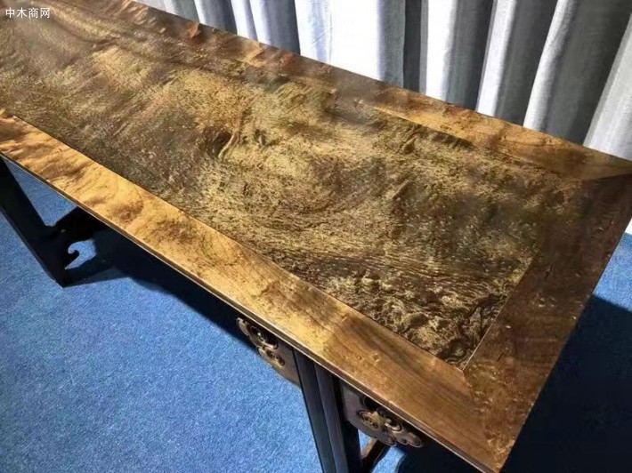金絲楠陰沉木條案品牌