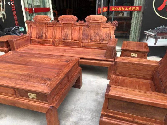 小戶(hù)型首先沙發(fā)