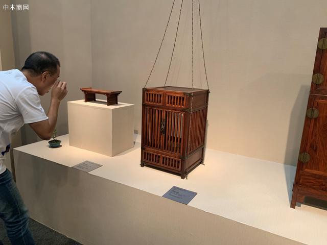 后來再次易手，進入北美十面靈璧山居收藏系列
