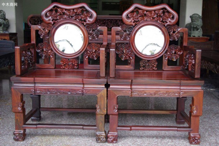 指廣州地區制作的家具