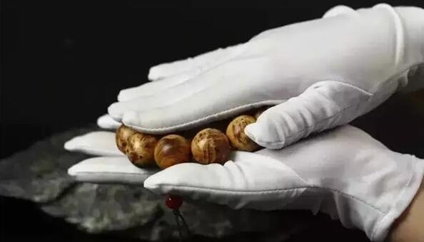每天按照前一步堅(jiān)持盤玩崖柏手串