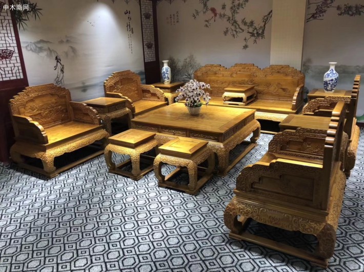 金絲楠木沙發多少錢才是真的