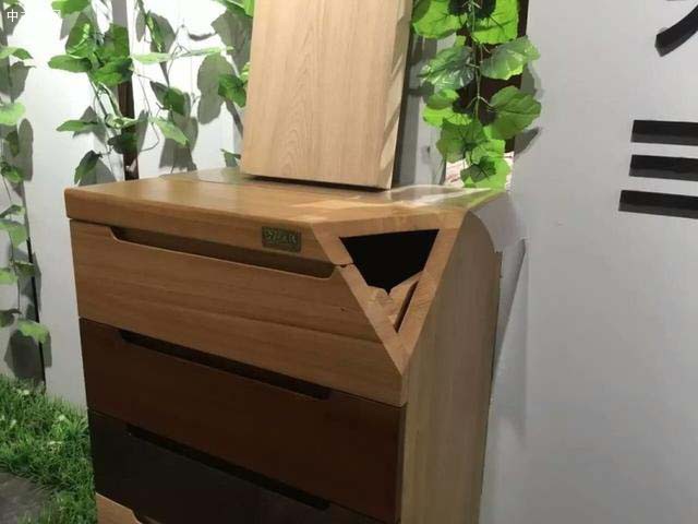 為什么說買實木家具，只看床頭柜