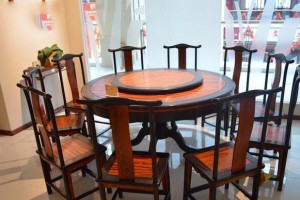 紅木餐廳家具仿古典實木大紅酸枝1.53m明式圓餐桌廠家批發
