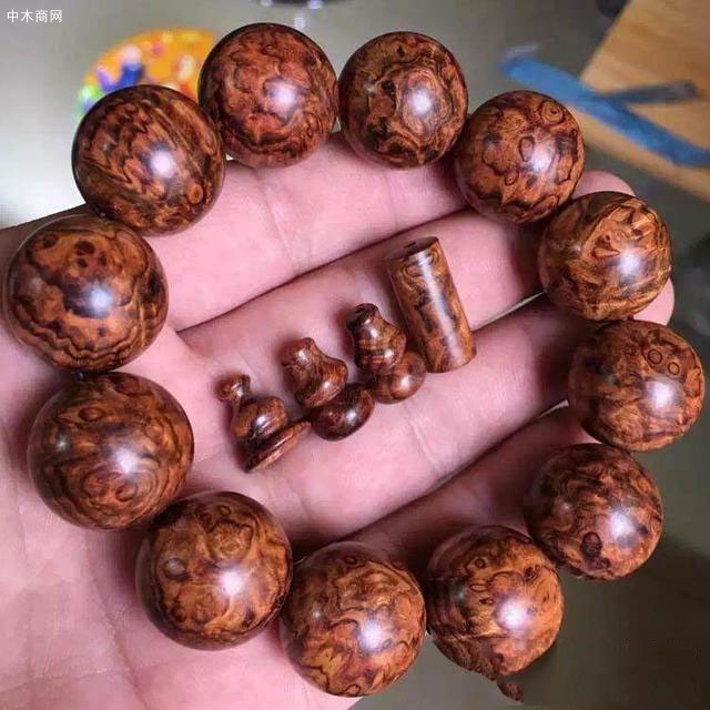 極品黃花梨對眼鬼臉手串對眼的手串