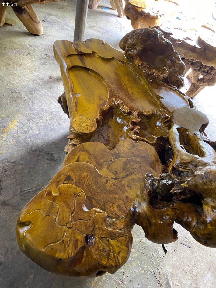 金絲楠木大板茶臺裂了怎么辦廠家