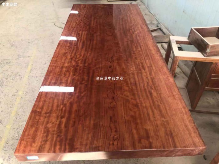 張家港中毅木業大板桌高清圖片廠家