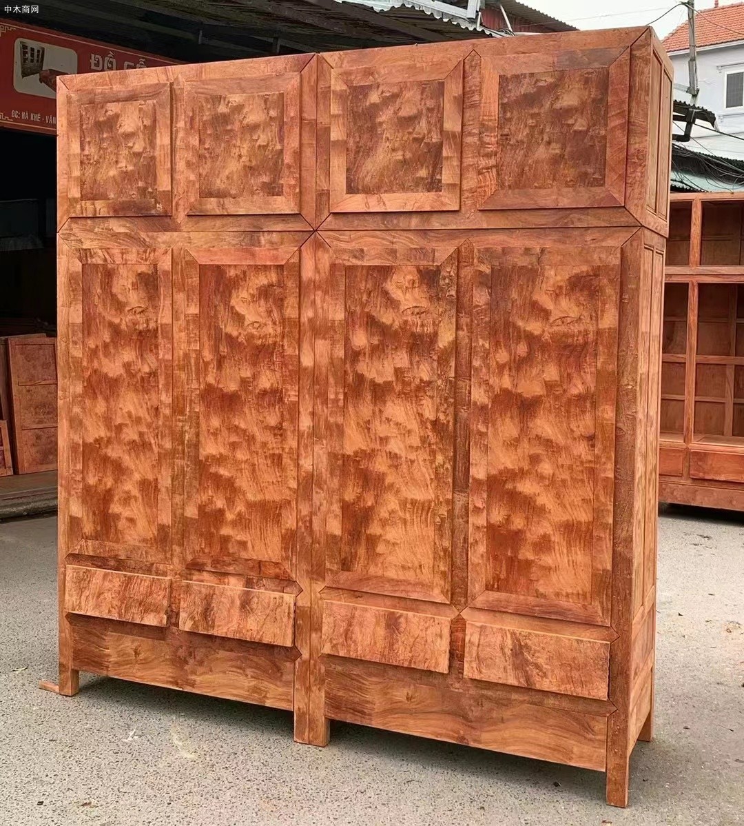 憑祥龍之涵紅木家具極品緬甸花梨火焰紋頂箱柜的價(jià)格廠家