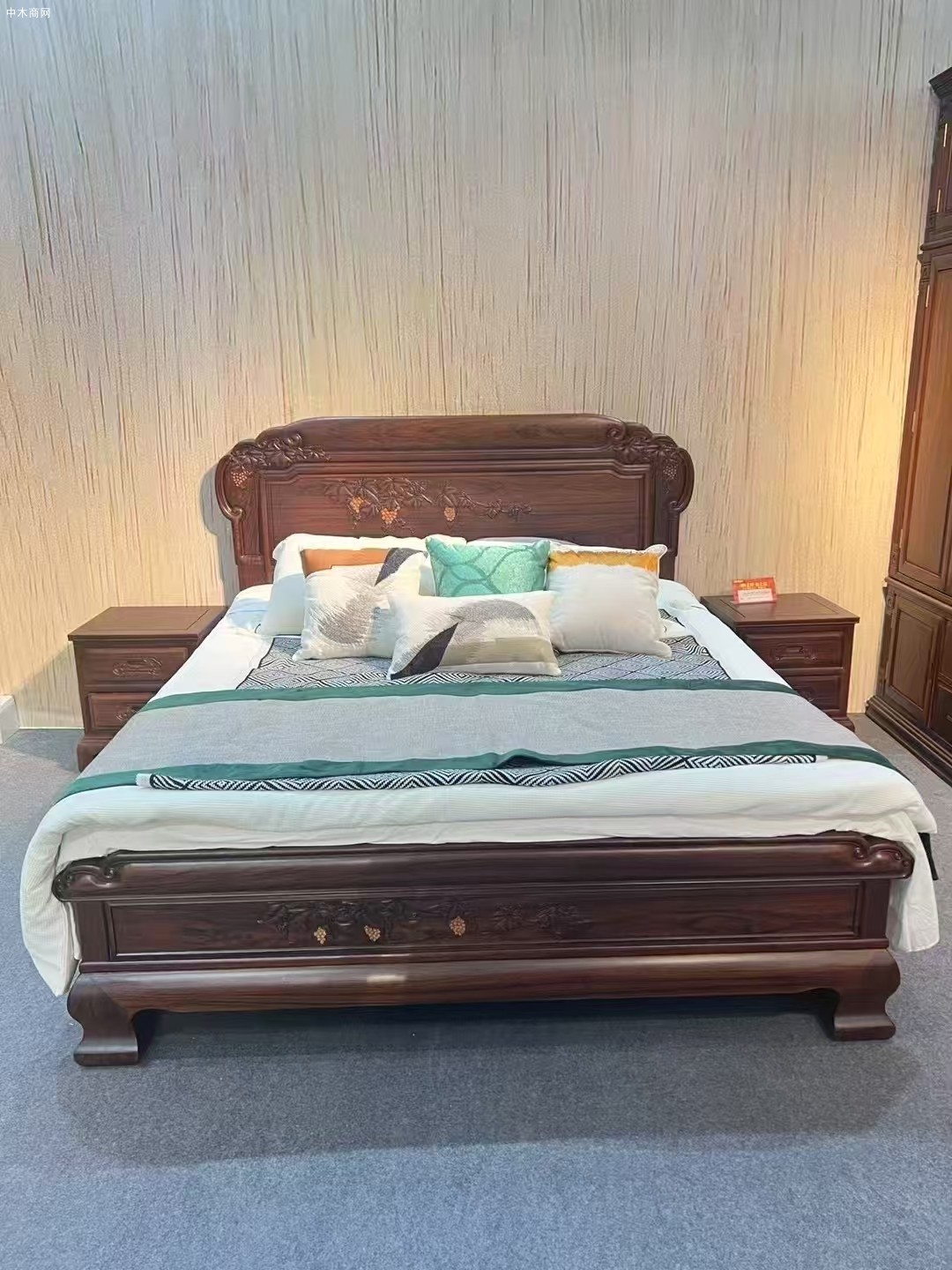 印尼黑酸枝工藝多福大床